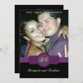 写真を持つ黒い紫色の結婚式招待状 招待状 (正面/裏面)