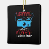 写真を撮る人は一瞬でも驚くかもしれない セラミックオーナメント (左)