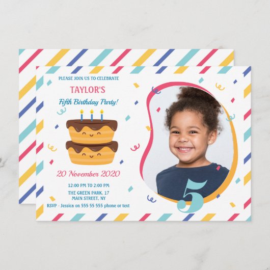 写真を添えた5回目の誕生日パーティーの招待状 エンクロージャーカード (正面/裏面)