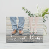 写真を結婚する愛および感謝の白いタイポグラフィ サンキューカード (スタンド正面)