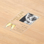 写真エレガントシャンパンウェディング日付を保存 アクリル招待状 (レイダウン)