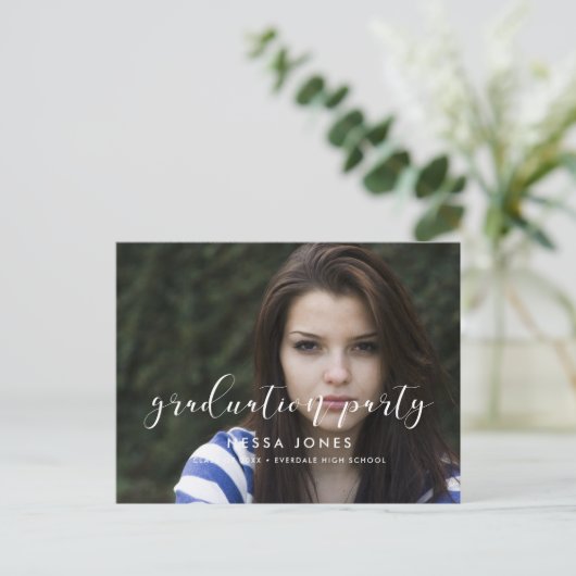 写真エレガントスタイリッシュ卒業パーティーの招待 ポストカード (スタンド正面)