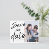 写真エレガントブラシフォント結婚式の日付を保存 案内ポストカード (スタンド正面)