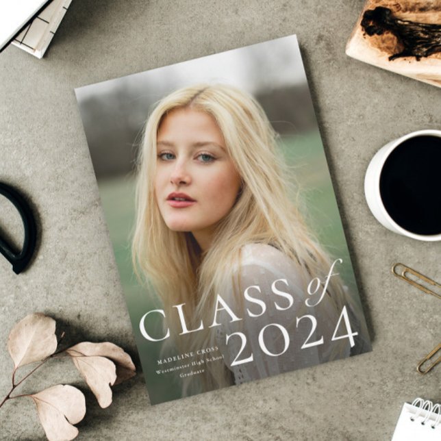 写真エレガント卒業発表の入力 (Elegant typography class of 2024 photo graduation magnetic announcement.)