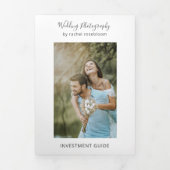 写真エレガント赤面ピンク3折パンフレット 三つ折りカード (カバー)