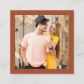 写真オンラインRSVP QRコードテラコッタボタニカル エンクロージャーカード (裏面)