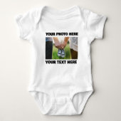 写真カスタムのパーソナライズベビーここに写真をプレゼント ベビーボディスーツ (正面)
