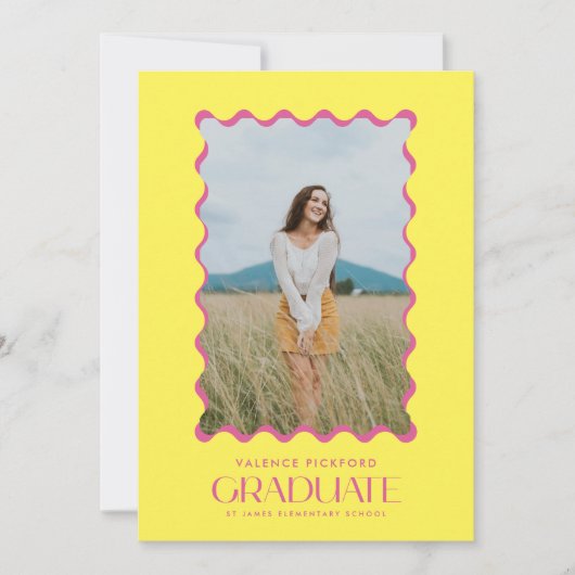 写真カラフル2025初等卒業生の波状枠 案内状 (正面)