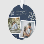 写真コラージュ初めてのクリスマスミセスモノグラムのさん オーナメント (正面)