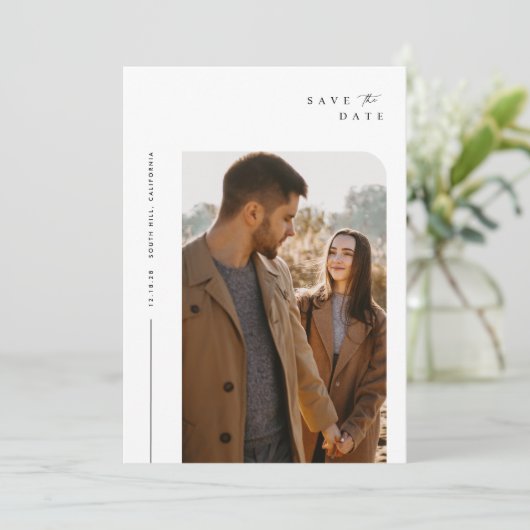 写真コンテンポラリーのウェディングの日付を保存 招待状 (スタンド正面)