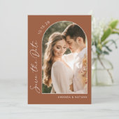 写真シンプルエレガントテラコタ結婚ズ セーブザデート (スタンド正面)