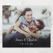 写真パーソナライズされたスクリプト名の日付モダン スパークリングワインラベル (シングルラベル)