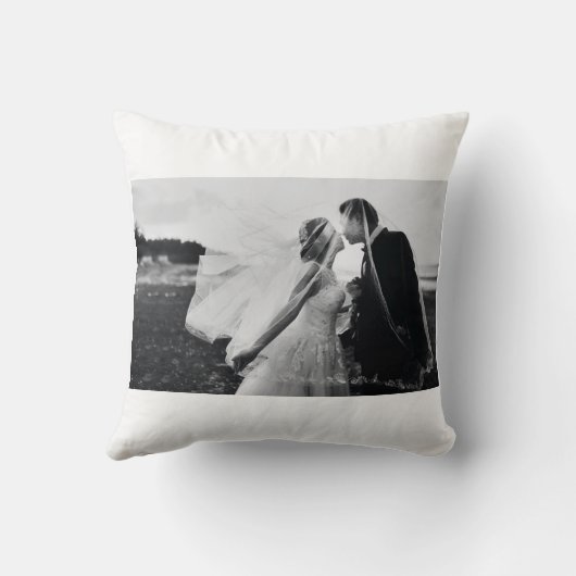 写真パーソナライズされたフローラボホ結婚の贈り物 クッション (裏面)