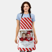 「写真パーソナライズされた付きメリークリスマスエプロン エプロン (着用した状態)