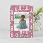 写真パーソナライズされた可愛いピンクのイースターバニーウサギ シーズンカード (スタンド正面)