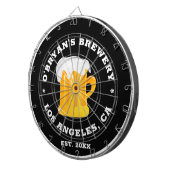 写真パーソナライズされた名醸造所バーブラック ダーツボード (正面右)