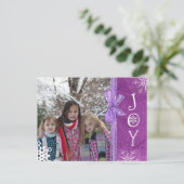 写真パーソナライズされた家族クリスマス喜び紫 シーズンポストカード (スタンド正面)