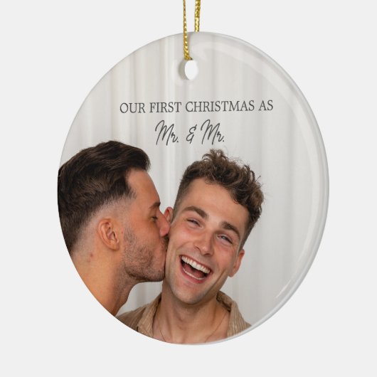 写真パーソナライズされた私たちの初めてのクリスマスMr. セラミックオーナメント (左)