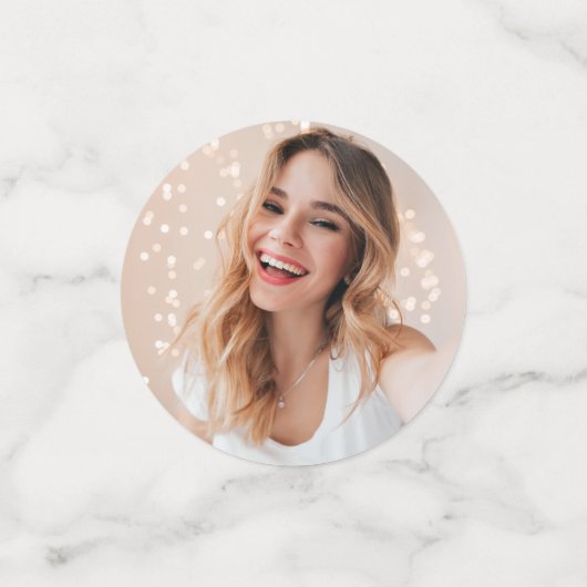 写真パーソナライズされた第16誕生日セージ緑 コンフェッティ (スモール正面)