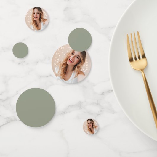 写真パーソナライズされた第16誕生日セージ緑 コンフェッティ (グループ)