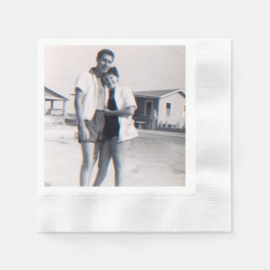 写真パーソナライズされた記念日パーティーナプキンス 縁ありカクテルナプキン (正面)