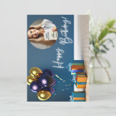 写真パーソナライズされた誕生日カード – 風船とギフト 招待状 (スタンド正面)