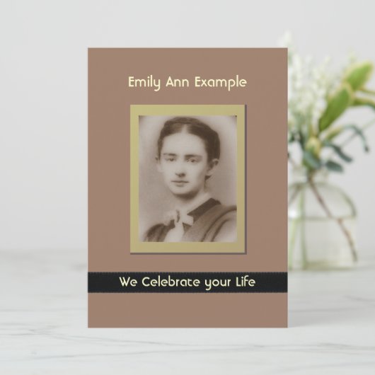 写真パーソナライズされた（生きている）葬儀またはメモリアル 案内状 (スタンド正面)
