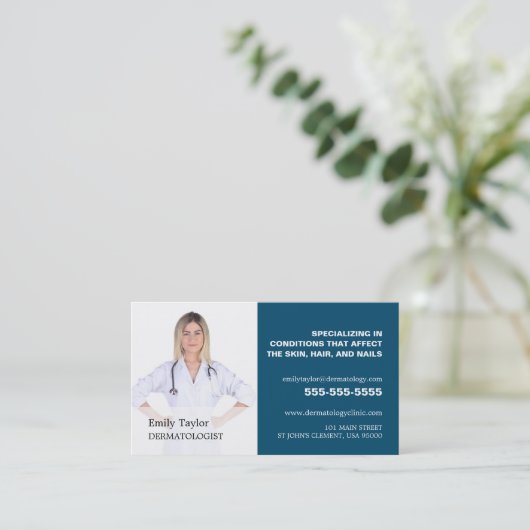 写真パーソナライズされた、皮膚科医の皮膚科 名刺 (スタンド正面)