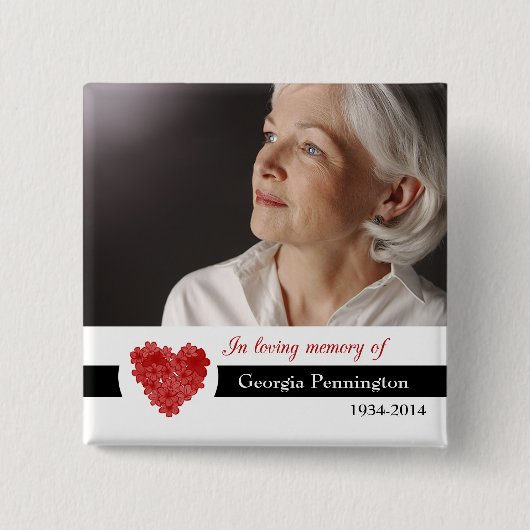 写真ボタンを記念してモダンで赤い花のハート 缶バッジ (正面)