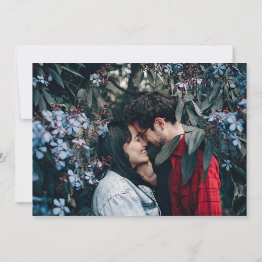 写真ミニマルのおもしろい結婚式の日付の保存 招待状 (裏面)