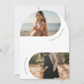 写真ミニマルアーチベビー妊娠の発表 招待状 (裏面)