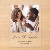 写真ミニマルブラックスクリプトウェディング日付の保存 アクリル招待状 (正面)