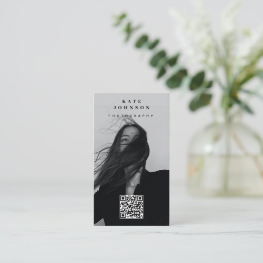 写真ミニマルモダン主義ソーシャルメディアQRコード 名刺 (スタンド正面)