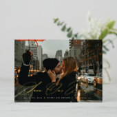 写真モダンの日付トレンディースクリプトの保存 箔招待状 (立ち正面)