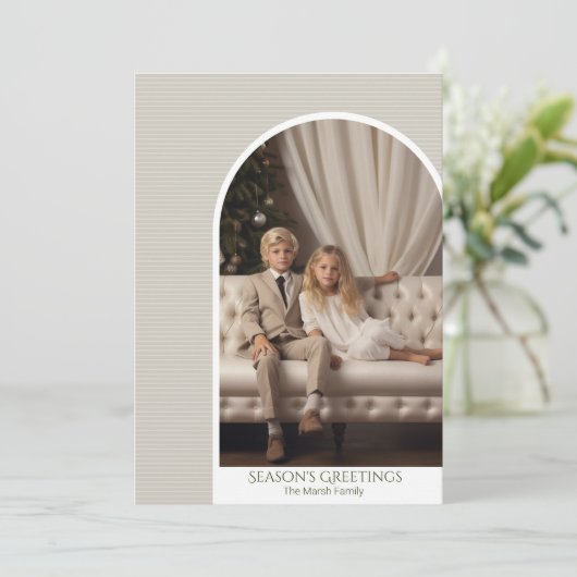 写真モダンアーチ – 薄いストライプクリスマス シーズンカード (スタンド正面)