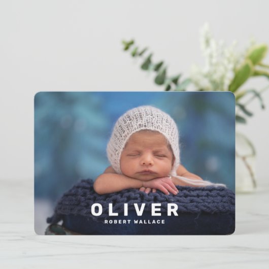 写真モダンコラージュ生まれたばかりの男の赤ちゃん誕生 案内状 (スタンド正面)