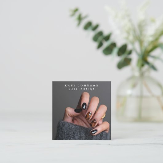 写真モダンネイルアーティスト美しいサロンQRコード スクエア名刺 (スタンド正面)