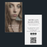 写真モダン写真 名刺<br><div class="desc">セリフモダンタイポグラフィと写エレガント真とQRコードを裏に付けエレガントたフォトフォトグラファーの名刺。</div>