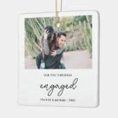 写真モダン初めてのクリスマス婚約した セラミックオーナメント (左)