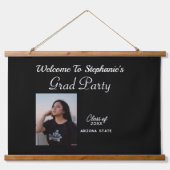 写真モダン卒業パーティー歓迎サイン 吊り下げ型タペストリー (正面)