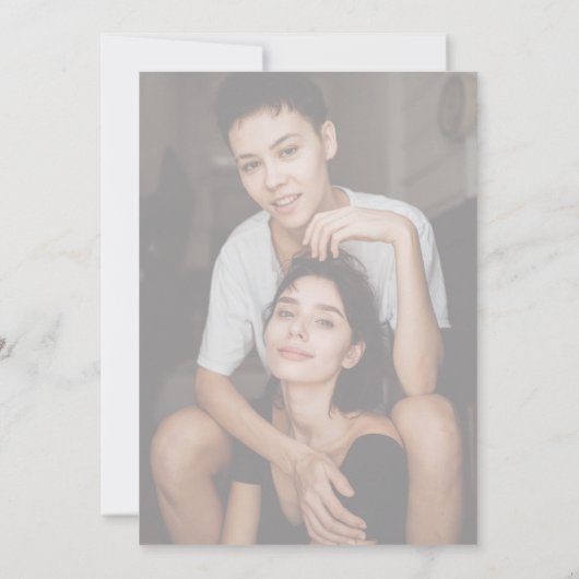 写真モダン3枚LGBTQカップル用シャワー 招待状 (裏面)