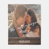 写真ユニーク素朴カップル婚約したよ  フリースブランケット (正面)