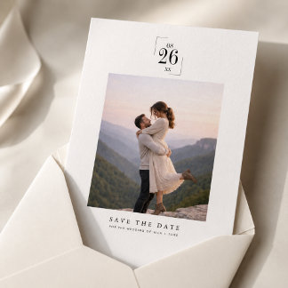 写真付きのエレガントでミニマルな結婚式の事前お知らせ セーブザデート