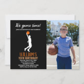 写真付きブラックオレンジバスケットボール誕生日 招待状 (正面)