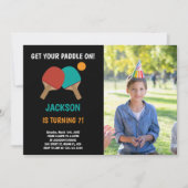 写真付きブラックピンポン誕生日招待状 招待状 (正面)