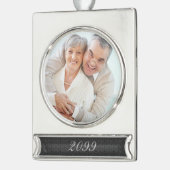 写真付き年別木炭ダマスク シルバープレートバナーオーナメント (左)