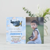 写真付き飛行機の誕生日招待状 招待状 (スタンド正面)