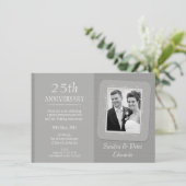 写真付き シルバー 25周年 結婚記念日 招待状 (スタンド正面)