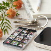 写真付きInstagramコラージュと黒い背景 キーホルダー (正面右)