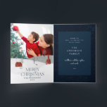 写真伝統的素朴冬のメリークリスマス シーズンカード<br><div class="desc">ネイビー伝統的レッド素朴ウィンターメリークリスマスホリデーカード。1枚の宇宙を入れて。</div>